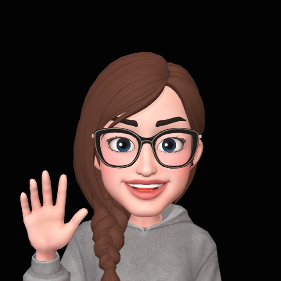 Meet your Posher, Hannah - Picture 1 of 1